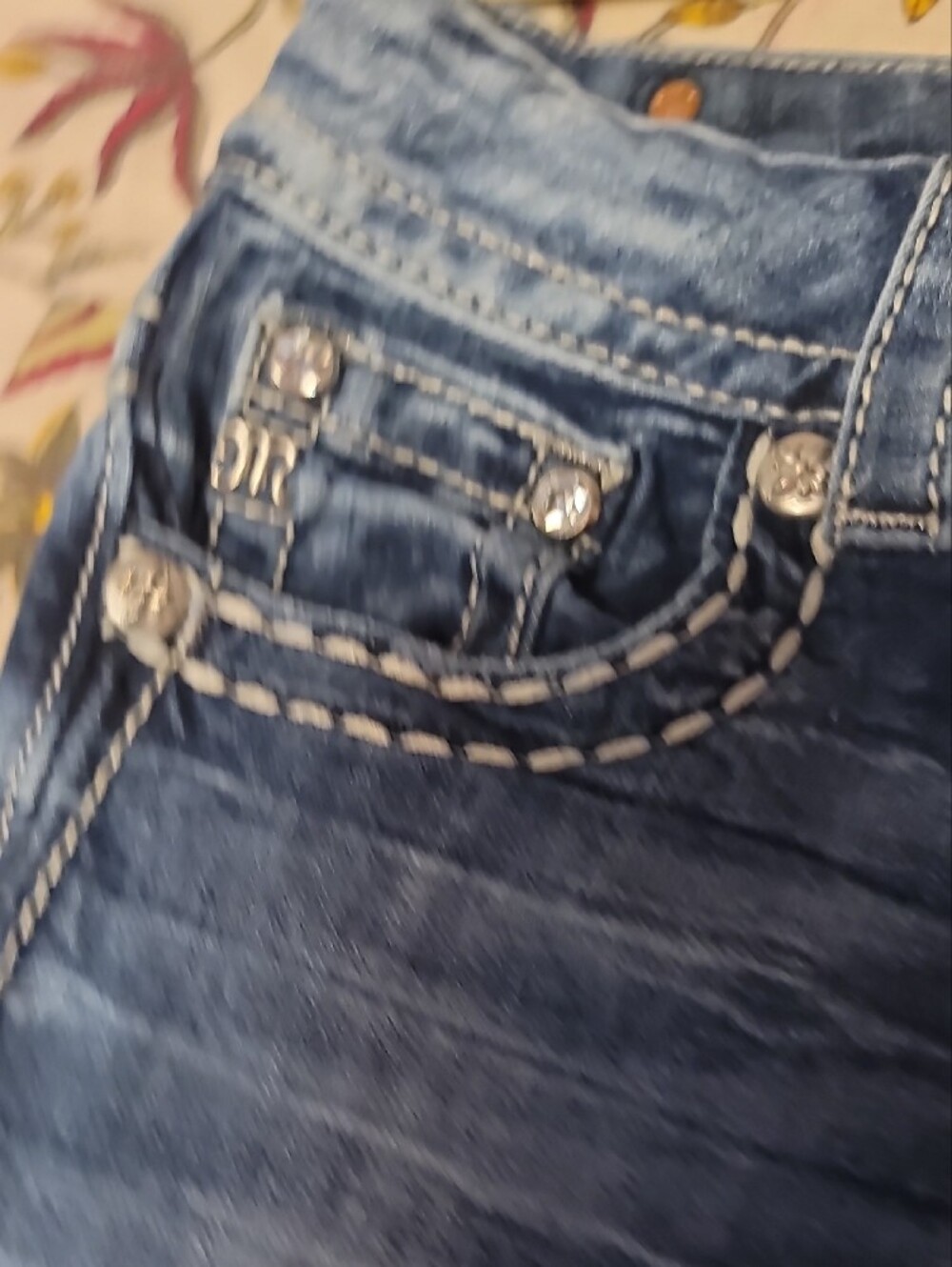 Miss Me Sz 27 Skinny Jeans Sparkly! - Picture 6 of 11